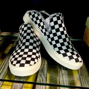 Slip on checkered sneakers - classic